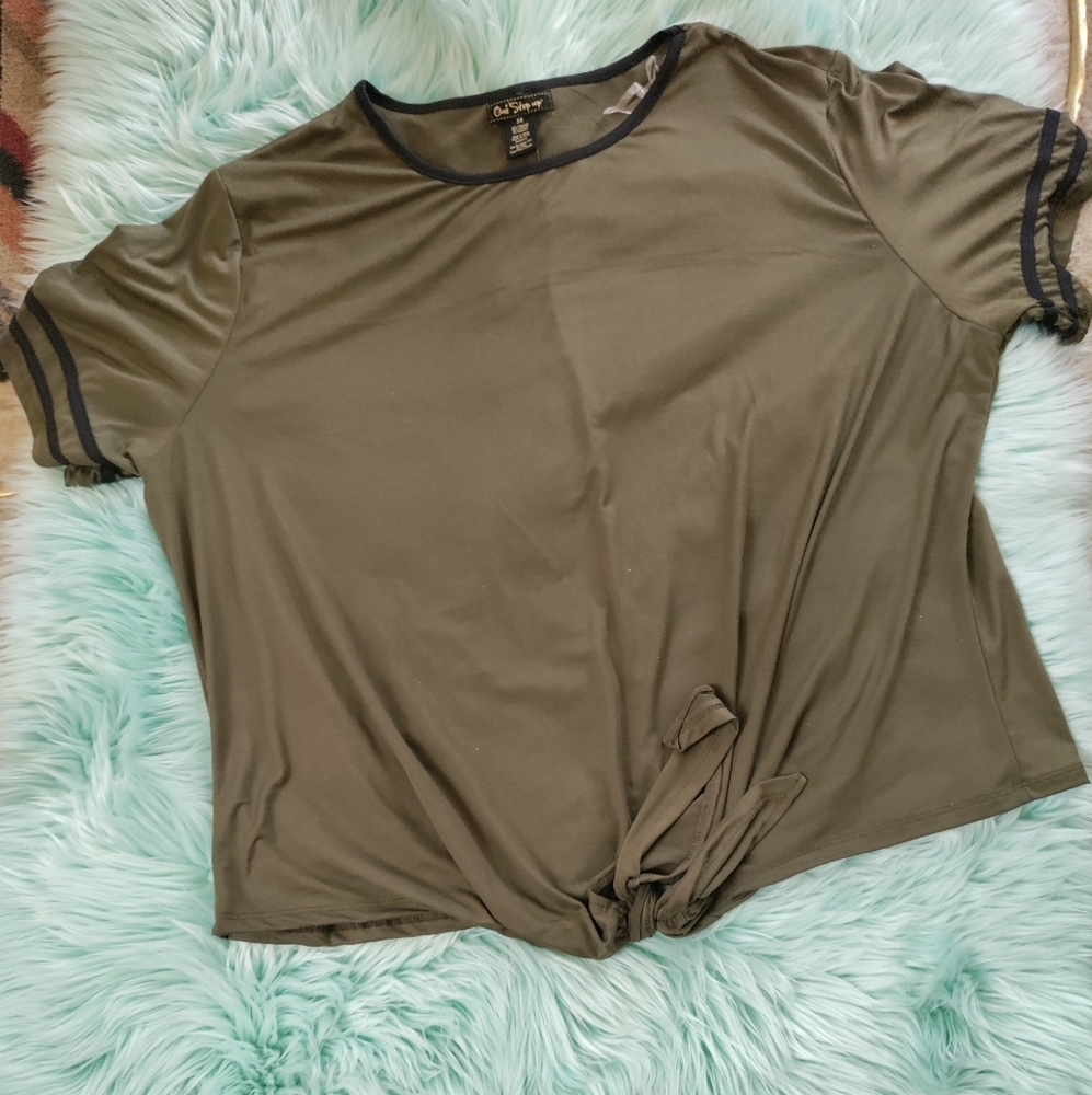 Blouse - Picture 2 of 2